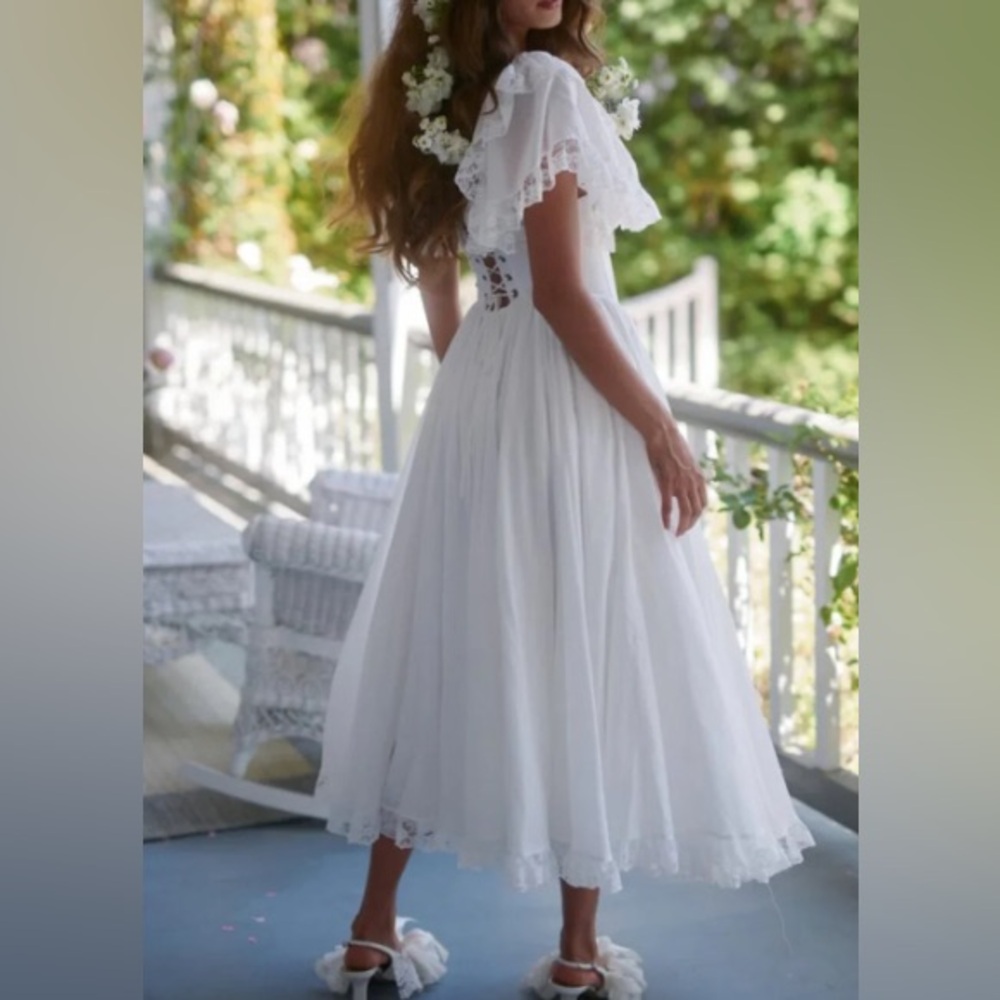 BEST Selkie The Ivory Cupid Midi Dress White Lace Party Wedding Medium - Picture 2 of 11